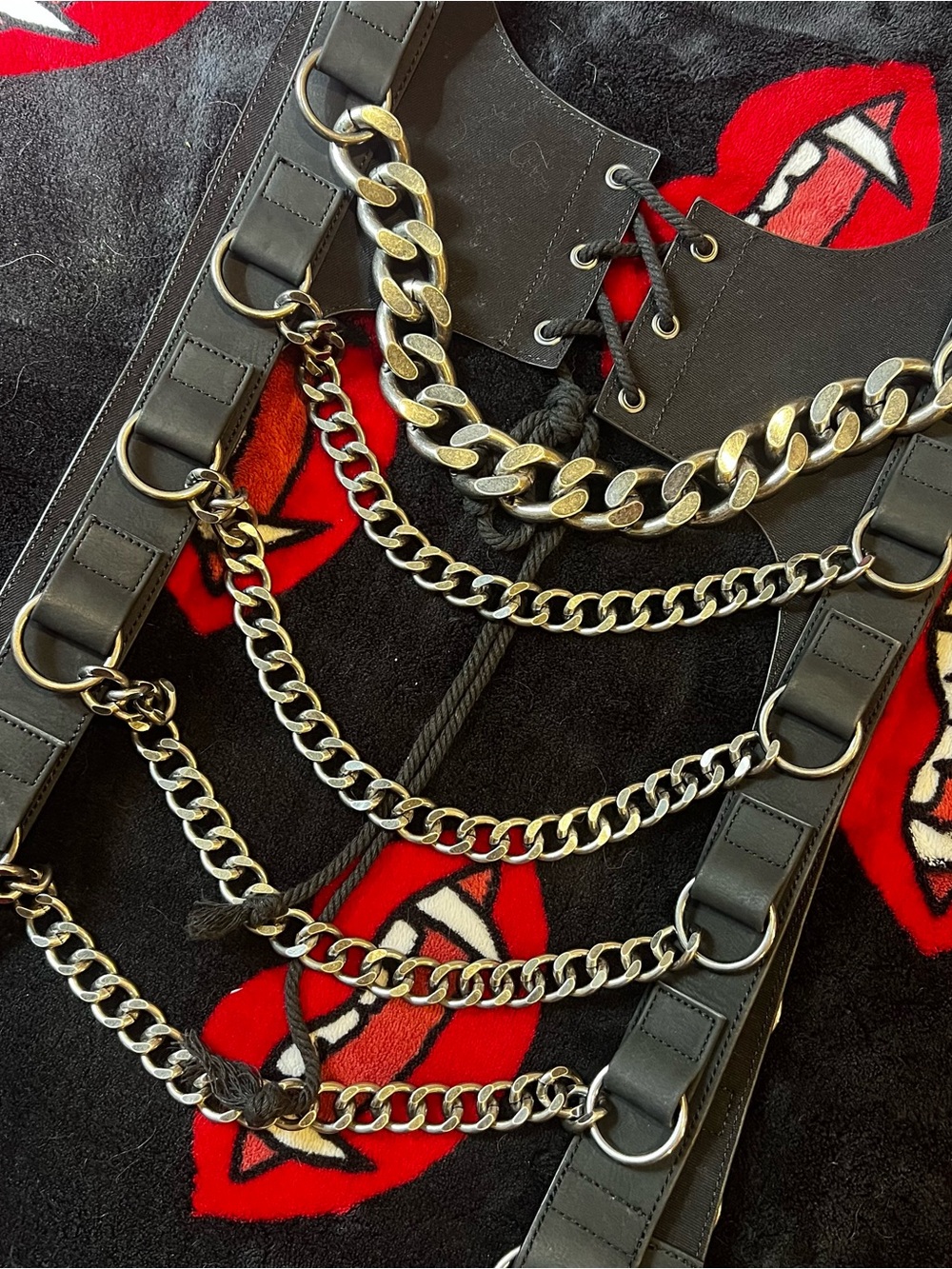 Darker Wavs x Dolls Kill - WARP CHAIN HARNESS - Picture 2 of 6